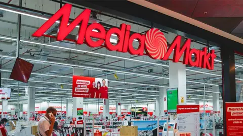 Mediamarkt pone en oferta el regalo perfecto: cinta de correr que te ayuda a adelgazar lo ganado en Navidad
