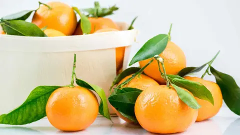 Hidrata tu piel comiendo mandarina