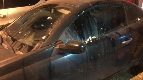 Huevos lanzados en Mor&oacute;n