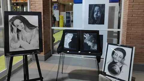 El retrato a carboncillo de Irene Orihuela en M&aacute;laga