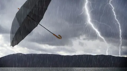 Aviso amarillo por lluvias intensas y vientos en Almer&iacute;a y C&aacute;diz