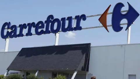 El mejor regalo para Navidad en Carrefour: M&oacute;vil de Apple por menos de 170 Euros