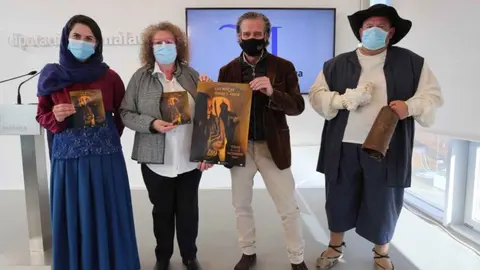 Acto de presentaci&oacute;n del 'D&iacute;a de las Mozas' de Tolox en la Diputaci&oacute;n de M&aacute;laga