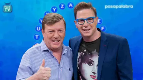 Aparece en Pasapalabra el "hermano no conocido" de Los Morancos"