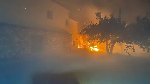 Afectadas tres personas por un incendio forestal en la provincia de Almer&iacute;a