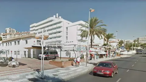 Incendio avenida Antonio Machado, Arroyo de la Miel, Benalm&aacute;dena, M&aacute;laga