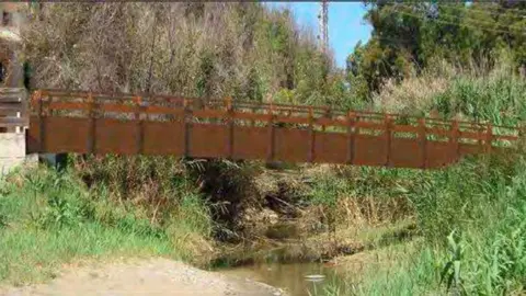 Infograf&iacute;a de la nueva pasarela que la Diputaci&oacute;n de M&aacute;laga crear&aacute; en la zona de Senda del Litoral de Casares