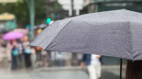La Navidad vendr&aacute; pasada por agua en Andaluc&iacute;a, pero con menos capas de ropa