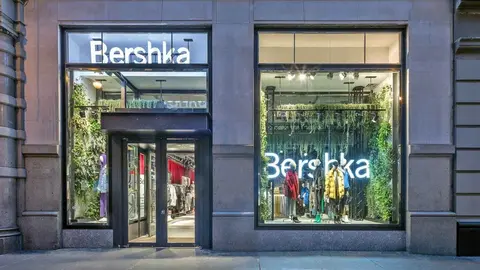 Bershka rebaja un abrigo&nbsp;a 41 euros que dura&nbsp;toda la vida