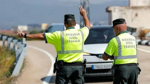 Circula ebrio en sentido contrario varios kil&oacute;metros por la A7