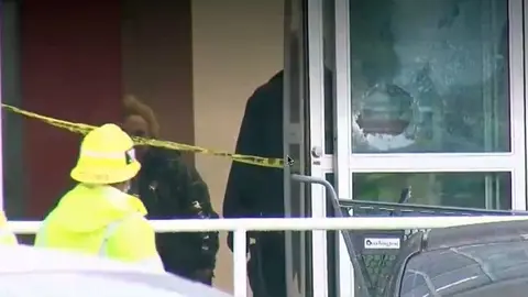 Muere una ni&ntilde;a en el probador de una tienda tras ser alcanzada por una bala