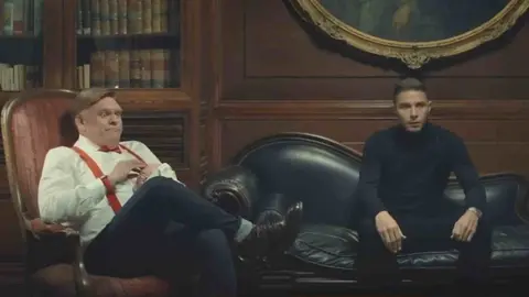 Joaqu&iacute;n revive con el Comandante Lara su trauma con Koeman en Valencia