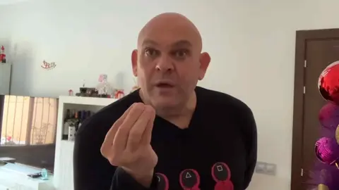 La ca&iacute;da de toalla del Comandante Lara conquista YouTube