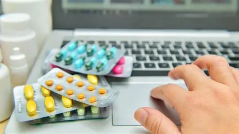 Una enfermera falsifica recetas m&eacute;dicas en Sevilla