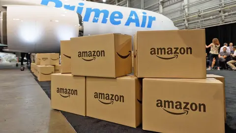 Cocinar m&aacute;s sano es posible con la freidora sin aceite de Amazon que parece llegada del futuro