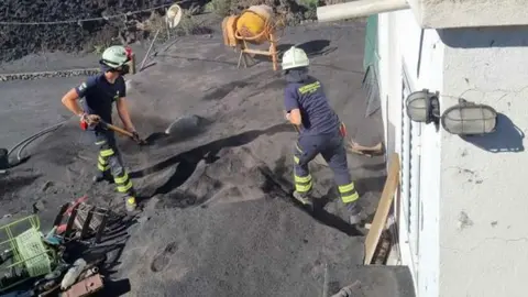 El Consorcio de Bomberos de M&aacute;laga manda su tercer equipo a La Palma