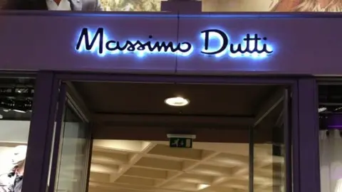 Estos 5 exclusivos vestidos de Massimo Dutti en rebajas para mujer son perfectos para ir al trabajo o a cenar