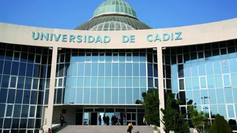 Pillado un t&eacute;cnico de la Universidad de C&aacute;diz por corrupci&oacute;n de menores