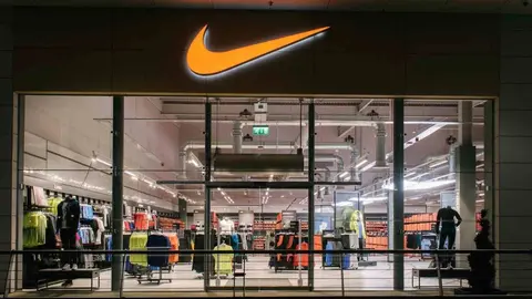 Estas 5 zapatillas Nike unisex est&aacute;n a mitad de precio en rebajas y son una ganga