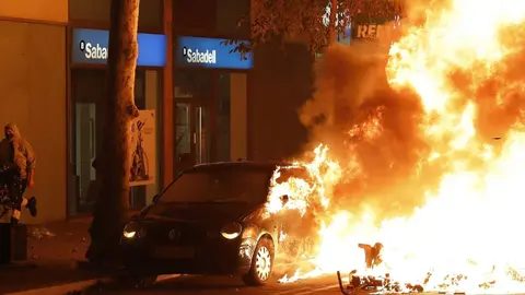 Quema una casa y varios coches intencionadamente en la provincia de Ja&eacute;n