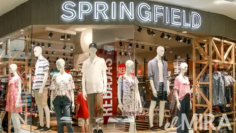 Cl&aacute;sicos modernos de Springfield para este abril: nuevas blusas y vestidos que se llevan siempre