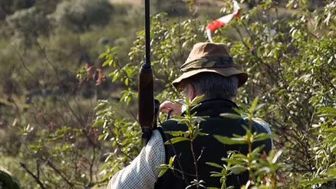 Un hombre muere tras recibir un disparo durante una cacer&iacute;a en Hinojos