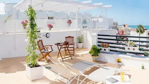 5 hoteles en Rota imprescindibles para un fin de semana rom&aacute;ntico. Foto: Booking.