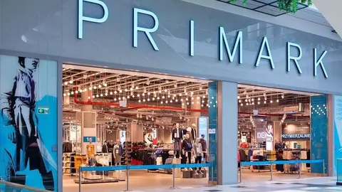 Primark lanza una chaqueta que te vale para trabajar en un hotel o rodar una pel&iacute;cula de vampiros