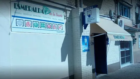 Prensa Esmeralda, en el barrio de la Coronaci&oacute;n de Jerez, da el primer premio de la Loter&iacute;a