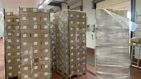 Interceptan 2.000 kilos de coca&iacute;na en Algeciras en contenedores de merluza congelada