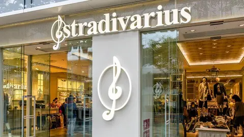 Fachada de una tienda Stradivarius
