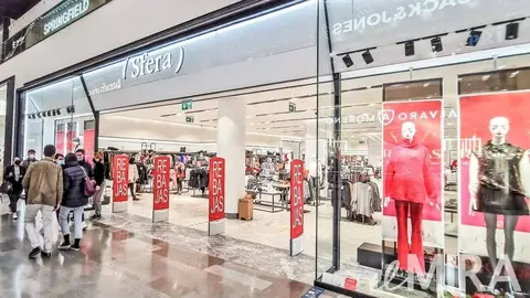 Sfera sorprende con la chaqueta m&aacute;s elegante de la nueva temporada de primavera: a precio de rebajas