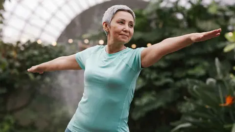 Ejercicios f&iacute;sicos para mayores sin necesidad de material de Decathlon