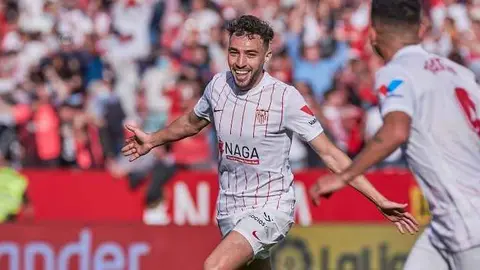 Munir celebra su gol en el en el Sevilla FC - Real Betis | Salvador L&oacute;pez para El MIRA