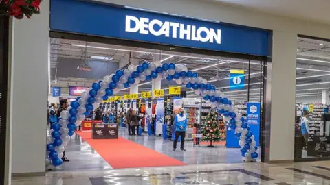 Las sandalias resistentes de Decathlon a 17 euros que se llevan todas para julio