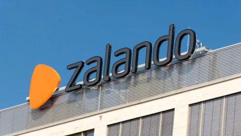 Zalando triunfa en la venta de zapatillas Skechers al m&aacute;s puro estilo Nike