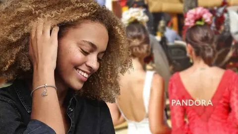 La Feria de Sevilla y la de Jerez llegan a Pandora con un complemento para pulsera que enamora
