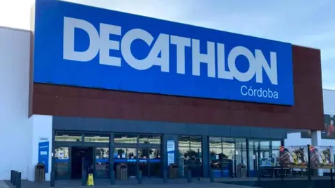 Las rebajas de Decathlon llegan hasta el 7 de julio: arrasan estos leggings que realzan la figura