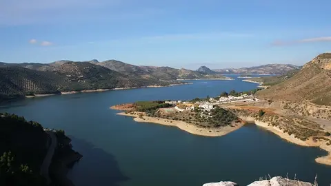 Un embalse en Andaluc&iacute;a
