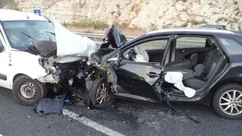 Muere una mujer tras el choque de 2 veh&iacute;culos en Peal de Becerro