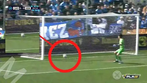Esc&aacute;ndalo en el derbi entre C&aacute;diz B y Xerez DFC incre&iacute;ble gol no concedido