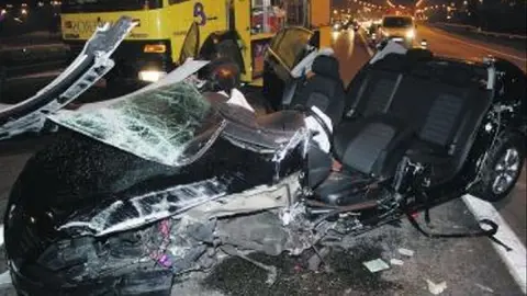 Chocan 2 coches en El Ejido y dejan a 5 j&oacute;venes heridos