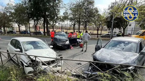 2 accidentes de tr&aacute;fico dejan varios heridos en Sevilla