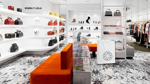 Este es el completo neceser de Bimba y Lola para guardar tu maquillaje