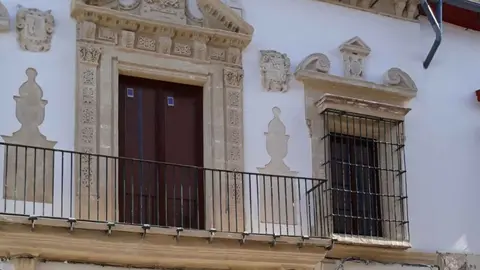 Casa palacio del siglo XVII en la calle Ram&oacute;n de Cala en Jerez