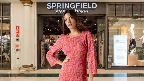 El vestido m&aacute;s sensacional, bonito y c&oacute;modo lo tiene Springfield: 30% de descuento