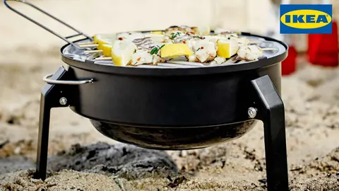 Una barbacoa de carb&oacute;n port&aacute;til arrasa en Ikea: perfecta para playa o campo por solo 35 euros