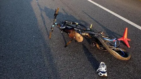Muere un ciclista arrollado por un cami&oacute;n cuando circulaba por Marbella