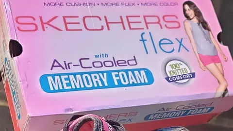 Las chanclas de dedos m&aacute;s frescas para los pies llegan a Skechers con fuerza: c&oacute;modas y bonitas
