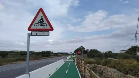 La Junta de Andaluc&iacute;a invierte en C&aacute;diz m&aacute;s de 3 millones en el carril bici entre Los Ca&ntilde;os y Barbate